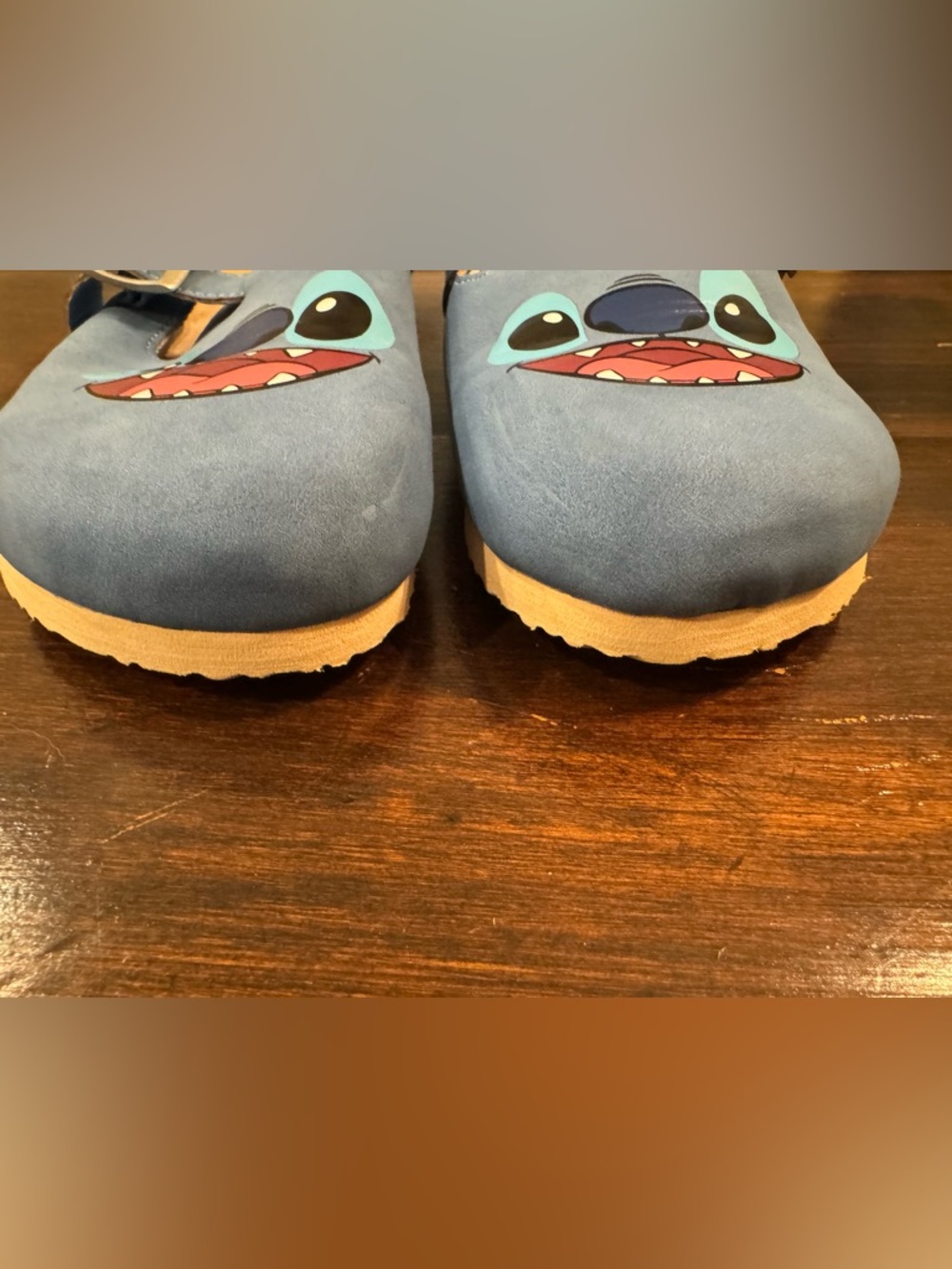 Disney Stitch Blue Buckle Clogs Slides – Women’s Size 5 - Picture 3 of 6